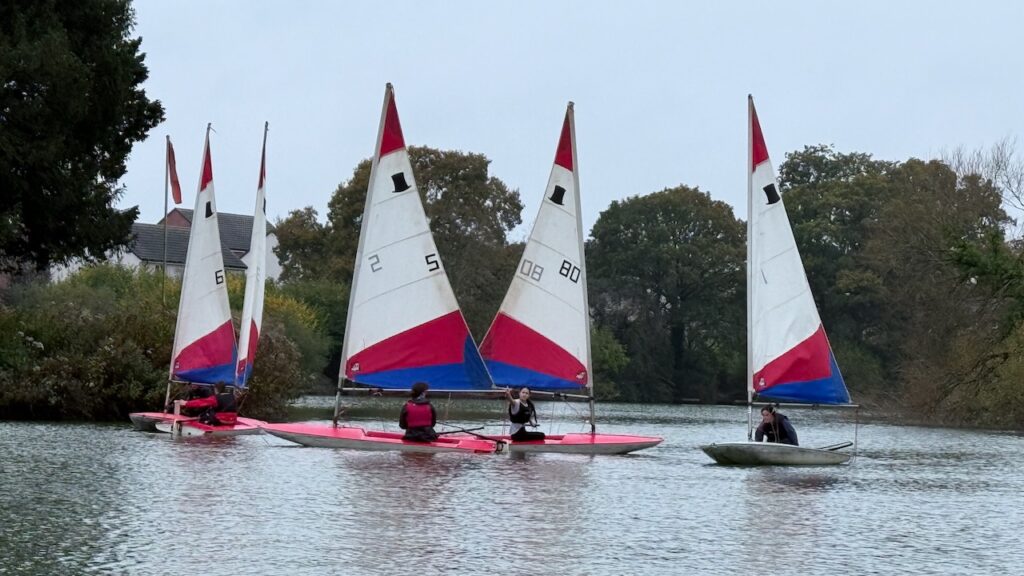 Sunday Sailing October 2024 - Photo 60