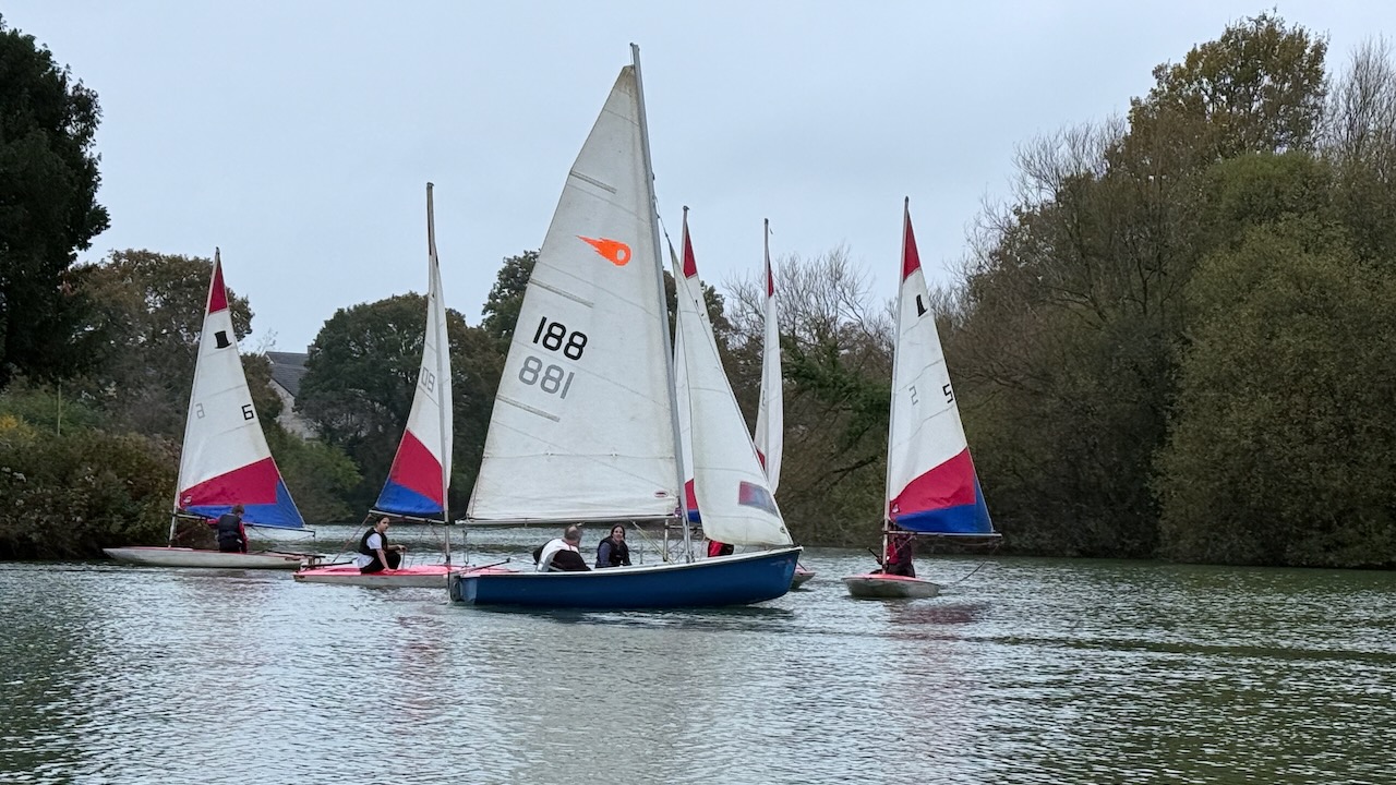 Sunday Sailing - Photo 64